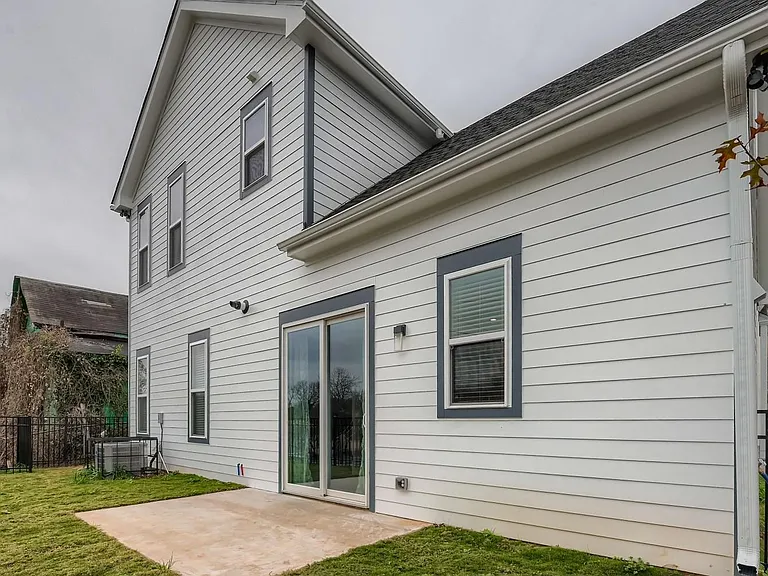 884 Sims St SW — Photo 29