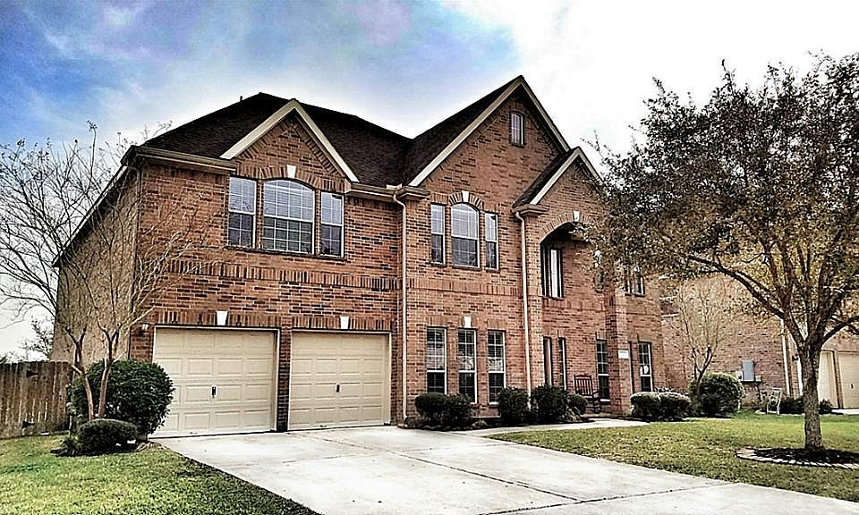 1st image of 3010 Eagle Lake Dr