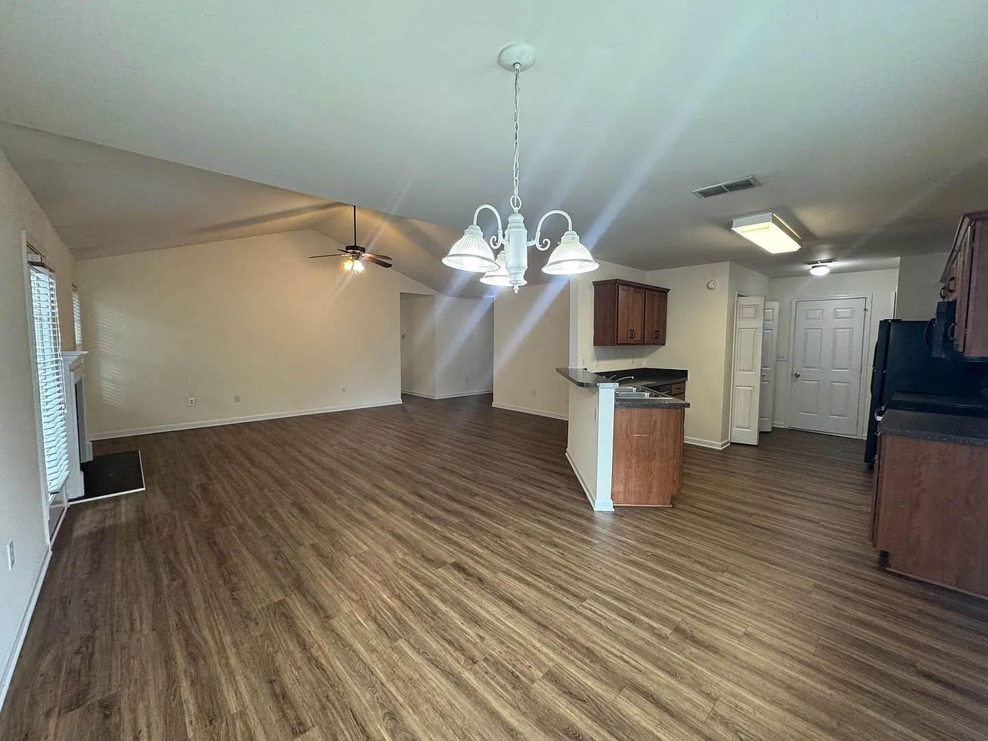 Pre-Leasing For August 10th 2027! — Photo 3