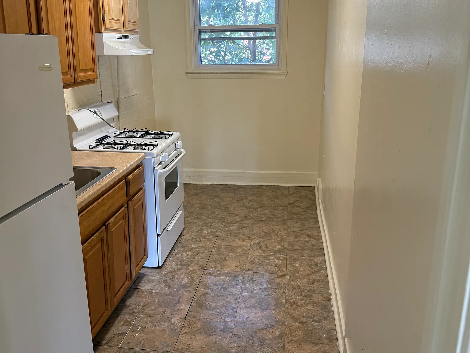 1 bed, 700 sqft, $1,125 — Photo 2
