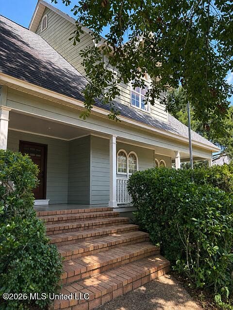 1st image of 504 Brandi Ln