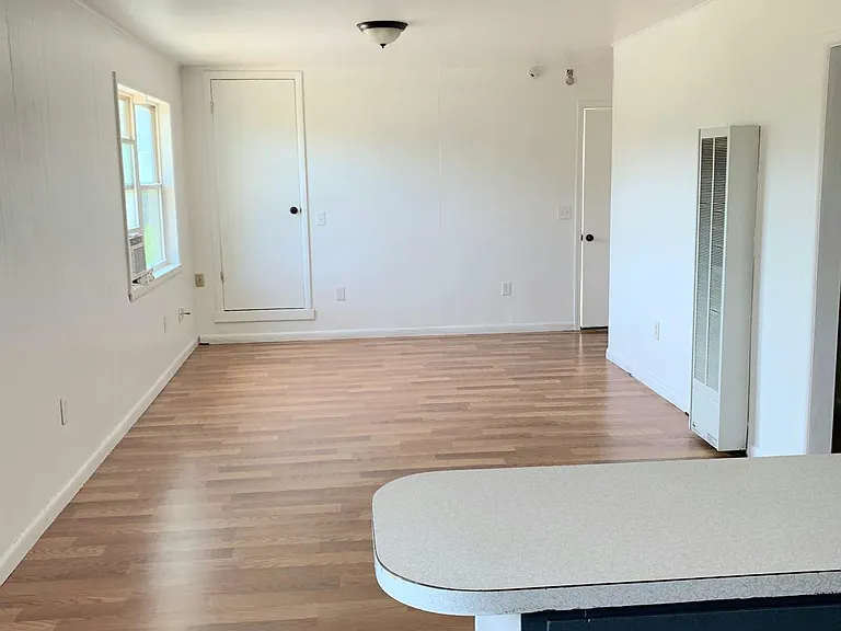 304 Hammons Ave #1 — Photo 2