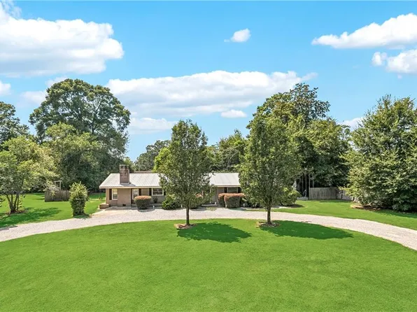 239 Tung Rd, Bogalusa, LA 70427