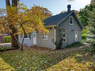 W298N2785 Shady Ln, Pewaukee, WI 53072