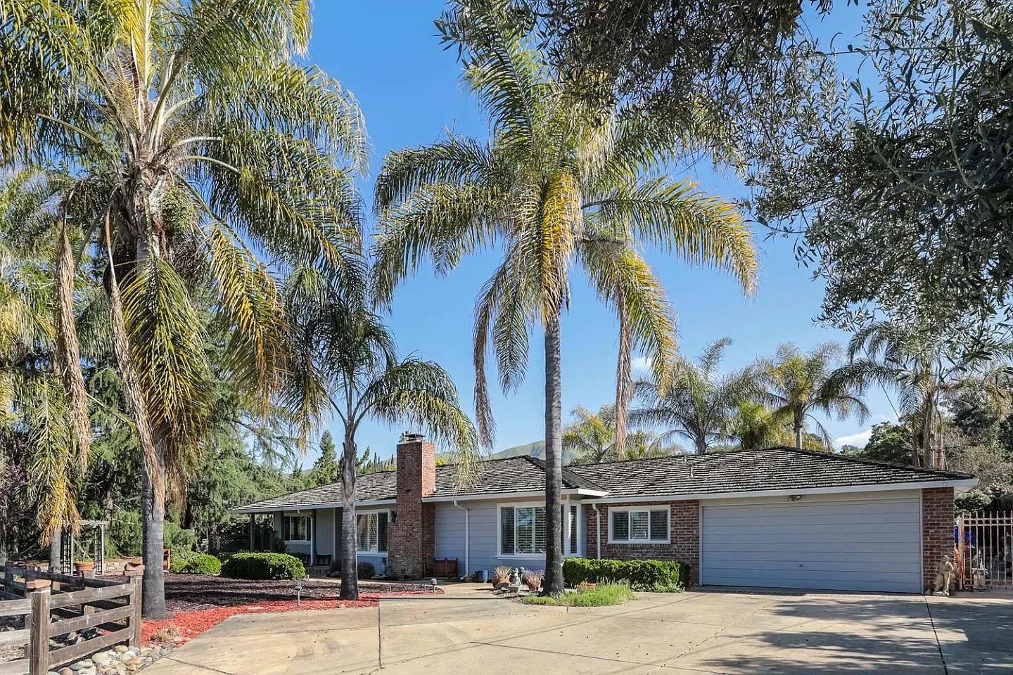 10958 Ridgeview Ave photo 1