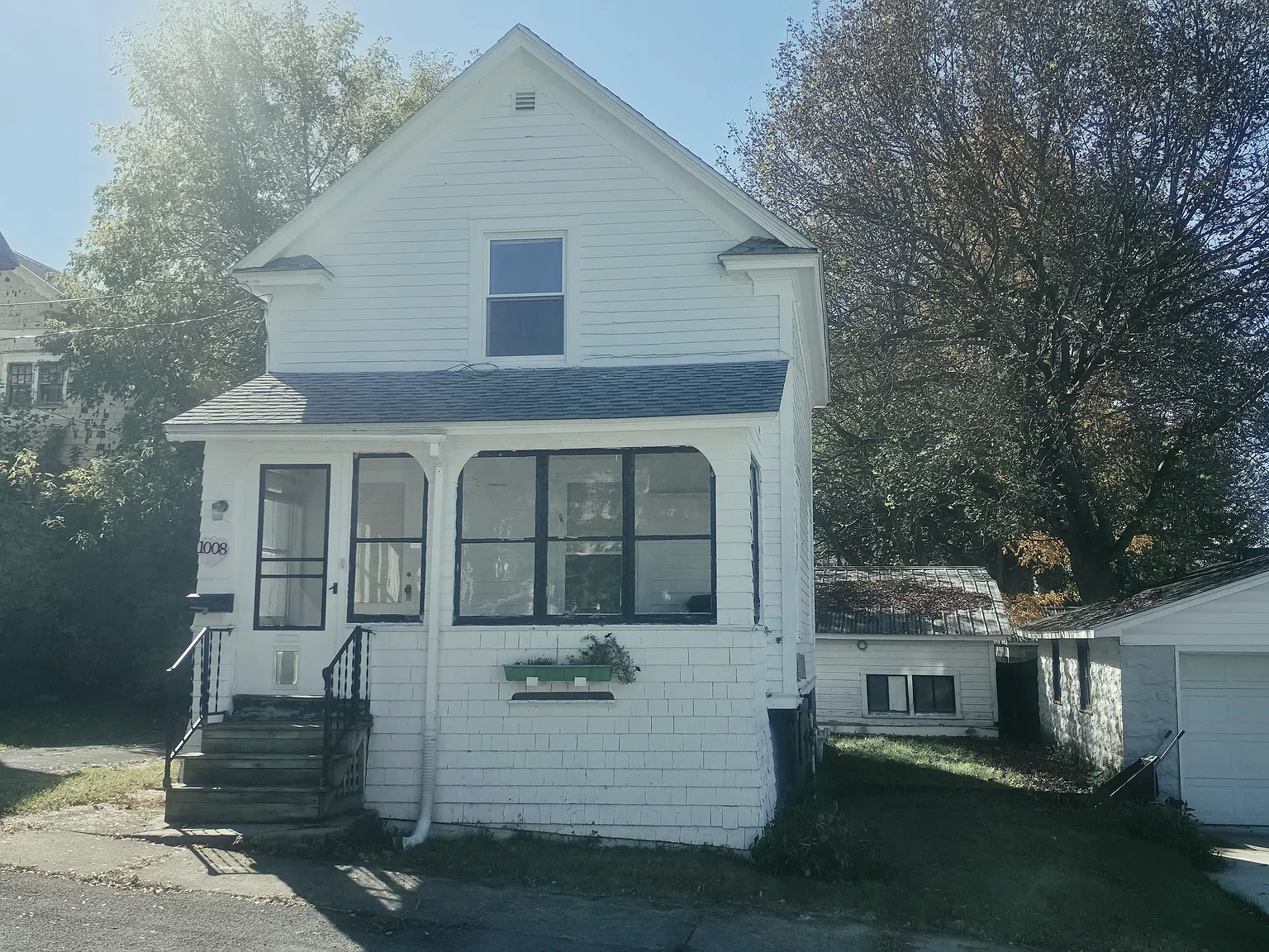 2 bed, 743 sqft, $1,500 — Photo 1