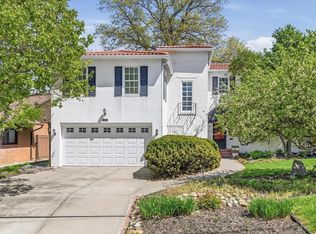 724 Forest Dr, Council Bluffs, IA 51503