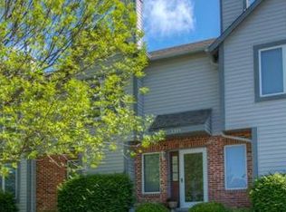 3205 Sherman Park Dr, Saint Charles, MO 63303