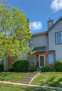3205 Sherman Park Dr, Saint Charles, MO, 63303