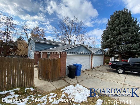 3rd image of 7926 S Chadbourne Dr #A