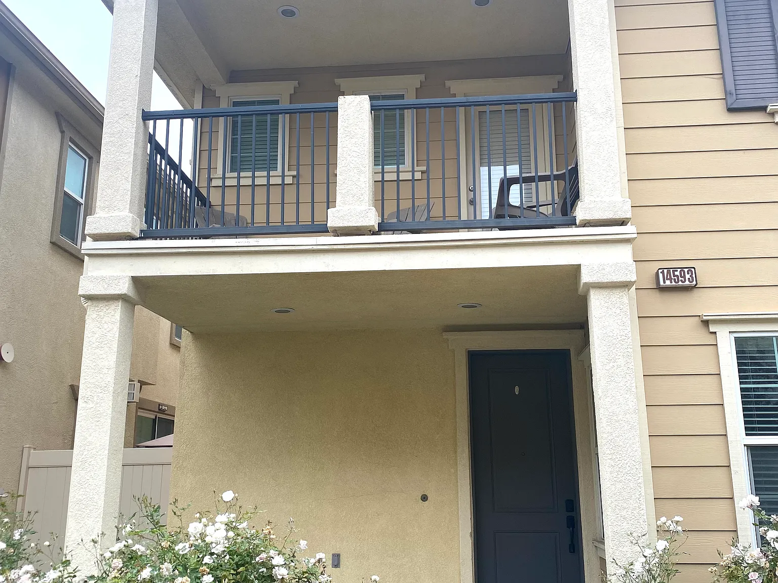 14593 Manchester Ave — Photo 2