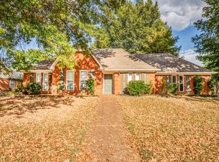 1320 Fox Trace Dr, Cordova, TN 38016