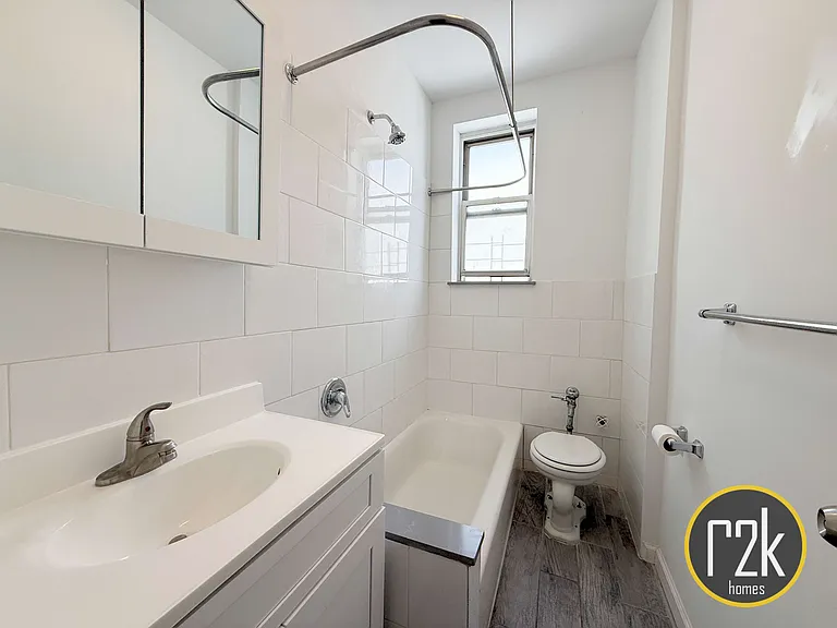 20-75 38th St #4D — Photo 19