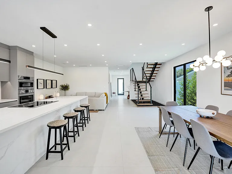 1527 NE 15th Ave — Photo 10