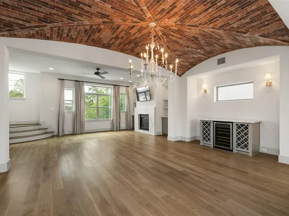 1811 Goliad St, Houston, TX 77007