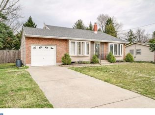 414 Wedgewood Dr, Turnersville, NJ 08012