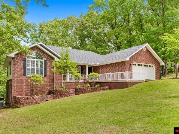 96 Wood Creek Ct, Mountain Home, AR 72653