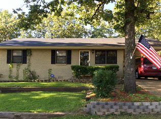 301 Windhill Dr, North Little Rock, AR 72118