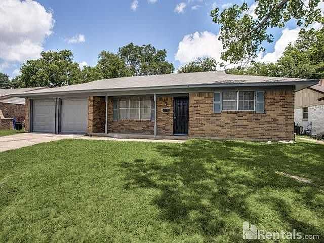 1st image of 816 Michelle Dr