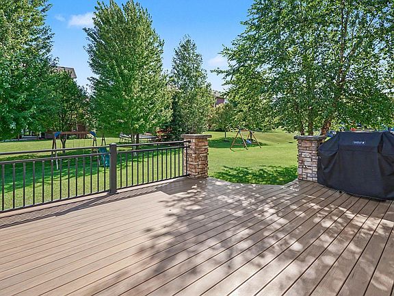 3rd image of 3476 Sawgrass Trl W