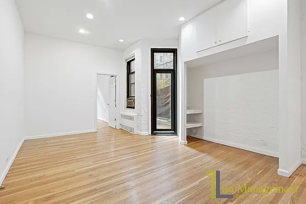 Rented by Lisa Management Inc | media 14
