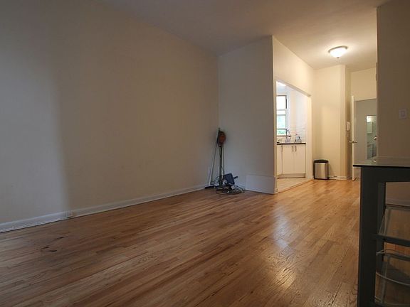 2nd image of 235 E 27th St #2CC