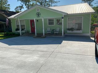 2421 Dolphin Dr, Gautier, MS 39553