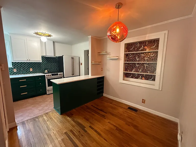 600 Elm Ave — Photo 3