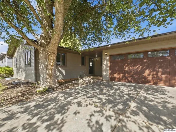1659 N 23rd St, Laramie, WY 82072