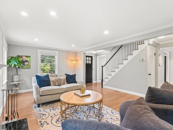 3rd image of 23 Northgate Rd