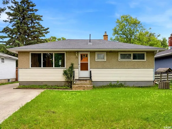 15 Ottawa PLACE, Regina, SK S4R 2V6