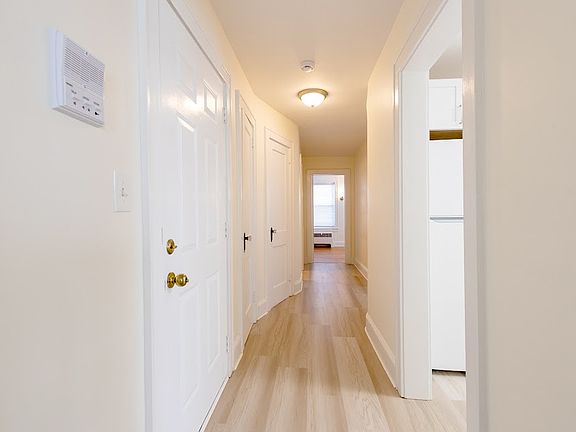 3rd image of 139 Partition St #2L