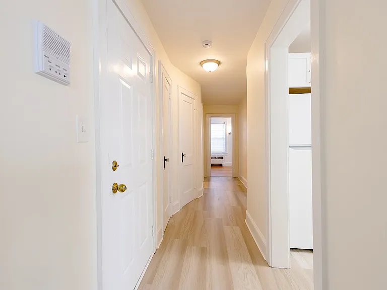 139 Partition St #2L — Photo 3