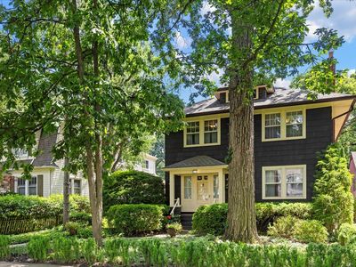 1325 Maple Ave, Wilmette, IL, 60091