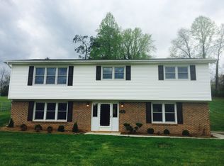 447 Brookwood Dr, Bristol, TN 37620