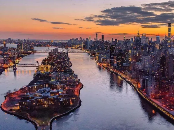 555 Main Street image 13 of 13