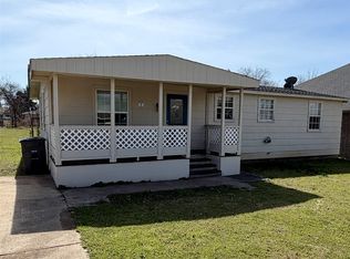 211 Sperry Ln, Red Oak, TX 75154