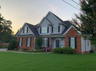 2 Quarter Horse Dr NW, Rome, GA 30165