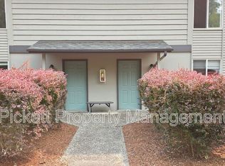 354 NW Edvard St APT E, Poulsbo, WA 98370