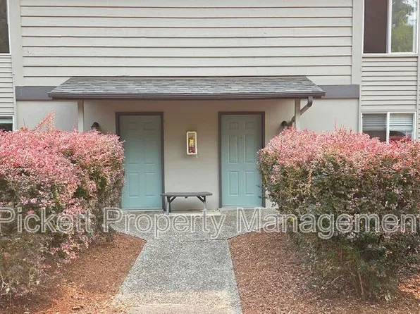 354 NW Edvard St APT E, Poulsbo, WA 98370