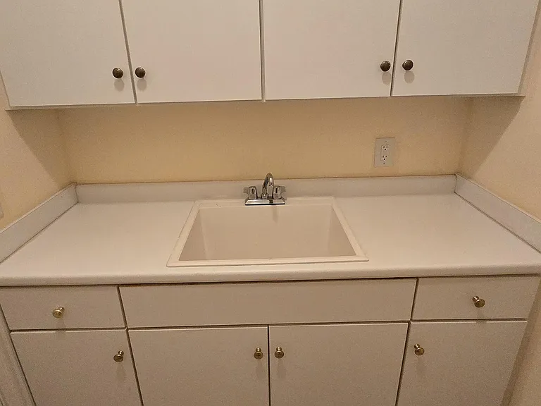 4208 Leicester Ct — Photo 15