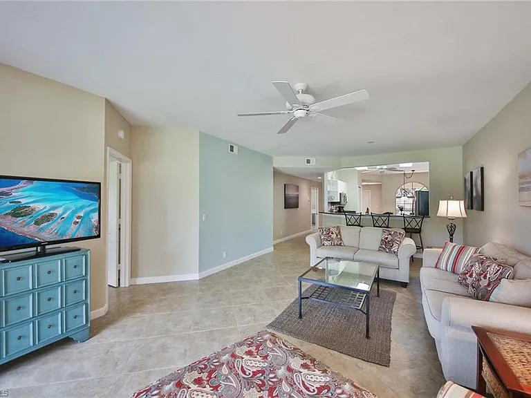 526 Lake Louise Cir #4403 — Photo 4
