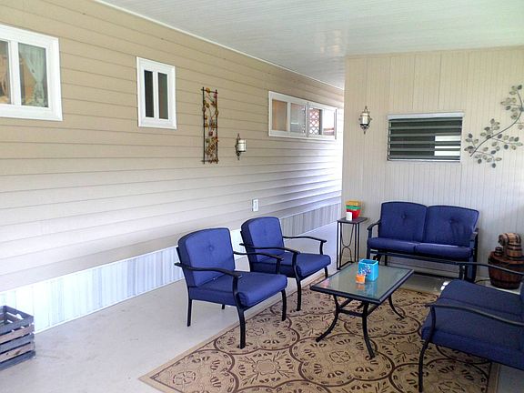 5th image of 8445 Carrie Ln