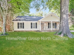 6312 Bonnybrook Ct, Greensboro, NC 27410