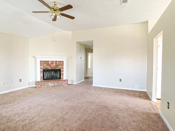 5th image of 14210 Sweetgum Ct