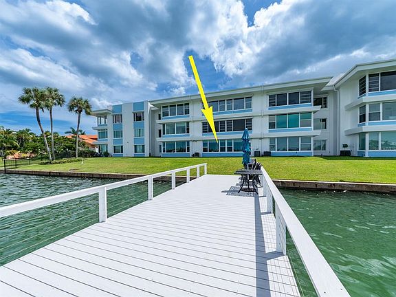 2nd image of 770 ISLAND WAY #N103