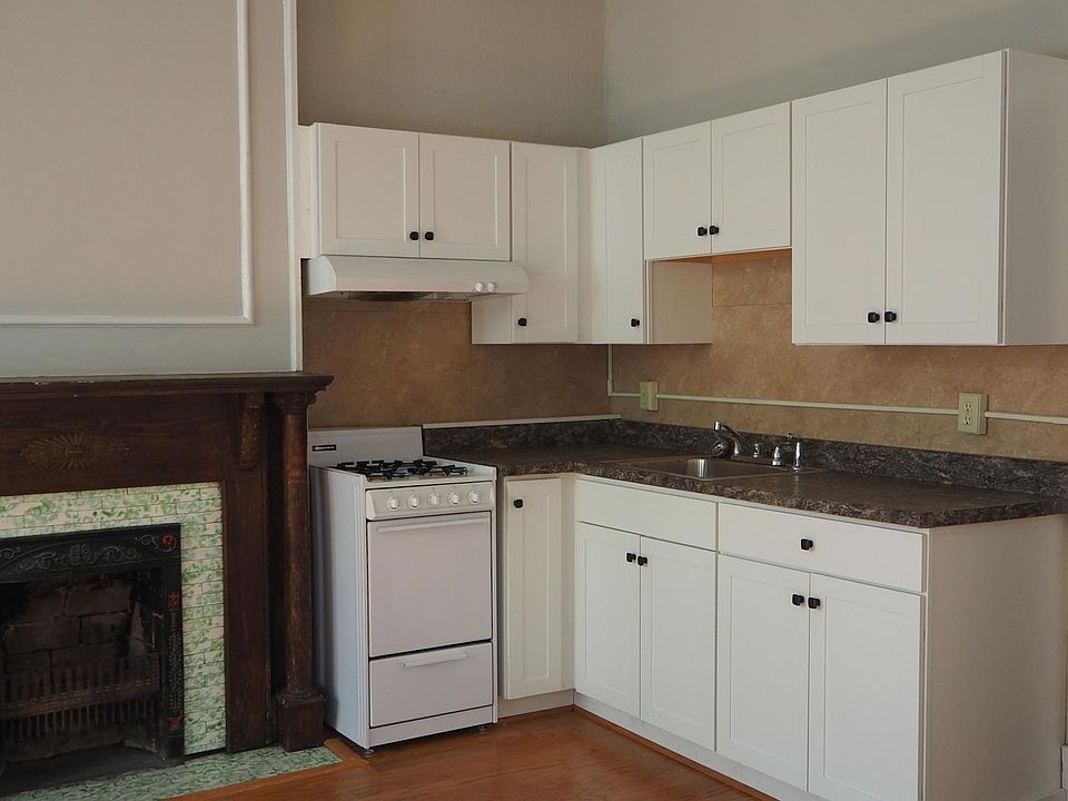 2nd image of 1618 Grove Ave APT 3