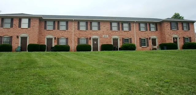 224 Calumet Dr #DR2