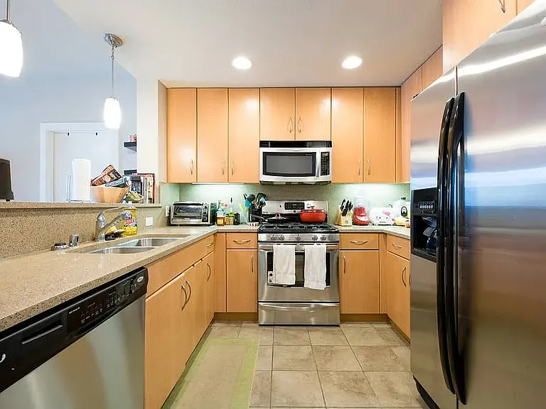 1511 Jefferson St #205 — Photo 2
