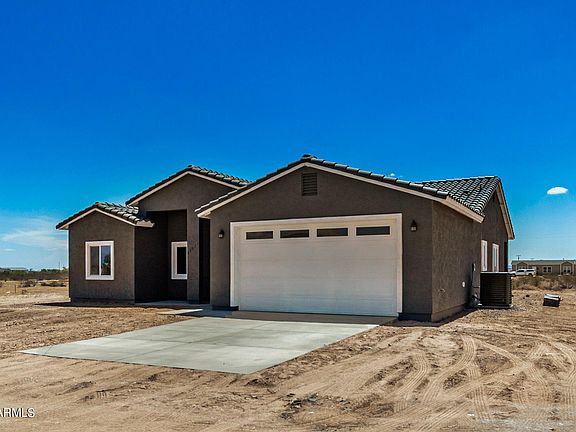 3rd image of 37531 W BADEN Avenue